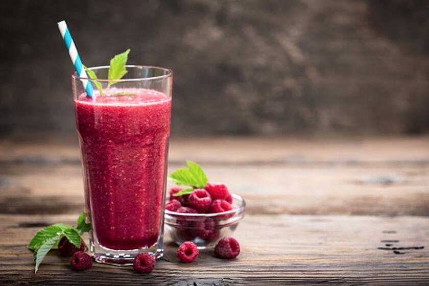 Batido antioxidante de frutos rojos